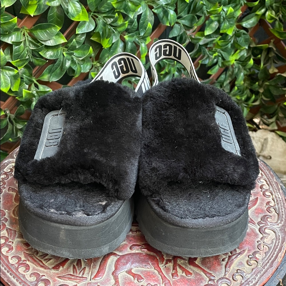 UGG Black Fluffy Slide Sandals
